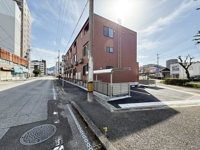 サイカス桟橋通の外観