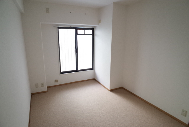 フォリア岡本のその他