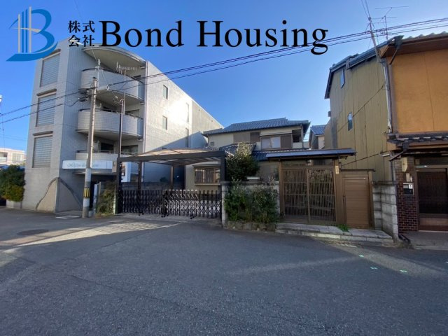 「7DK」「2世帯住宅」西新町 築27年の前面道路含む現地写真