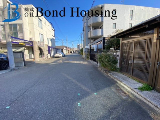 「7DK」「2世帯住宅」西新町 築27年の前面道路含む現地写真