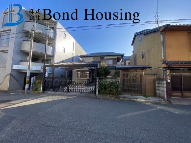 「7DK」「2世帯住宅」西新町 築27年の前面道路含む現地写真