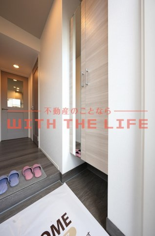 アベリア【キャッシュバック対象物件】の玄関|落ち着いた玄関です