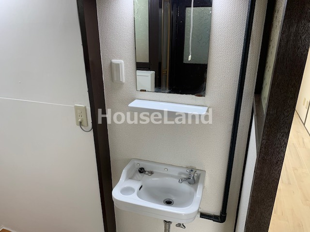 プレゼンス紀伊Ⅱの独立洗面台