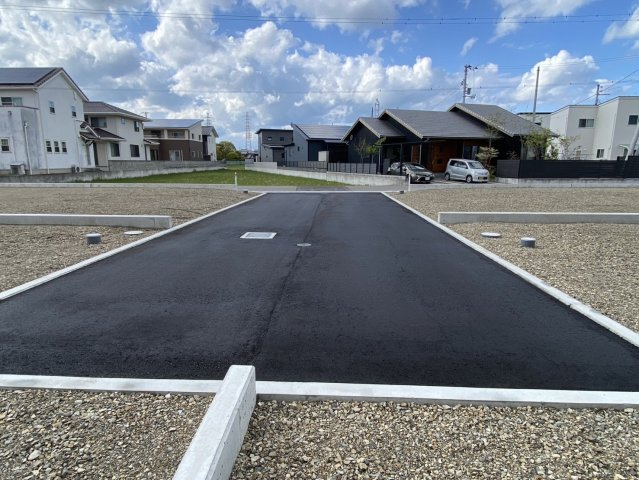 喜多川Ⅱの前面道路含む現地写真