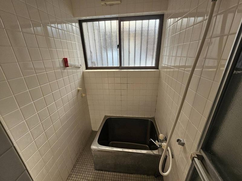 十津　中古戸建の浴室