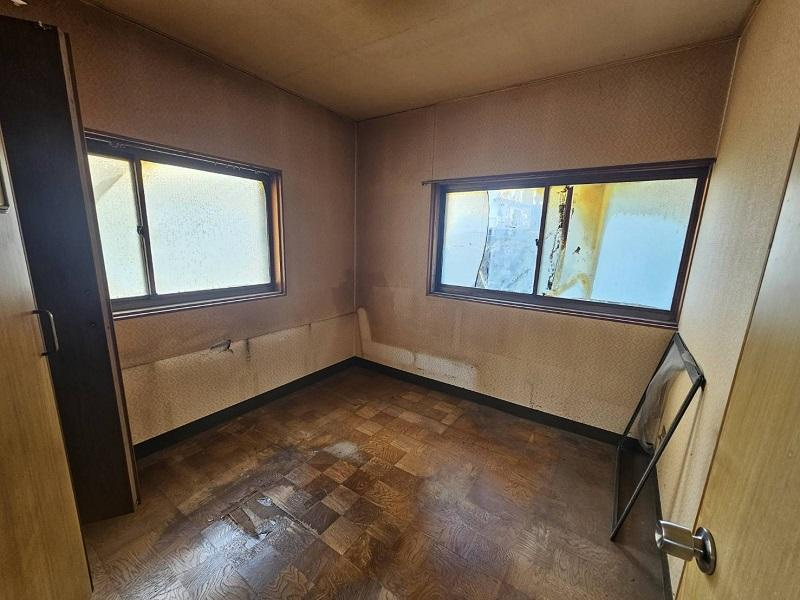 十津　中古戸建の洋室