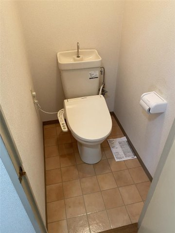 姫路市飾磨区今在家６丁目の賃貸マンションのトイレ