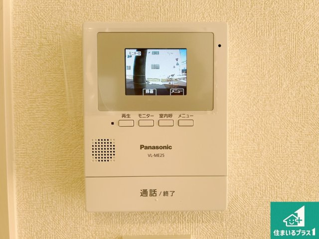 神戸市西区北別府　第10期　新築一戸建ての防犯設備|カラーモニターインターホン！声だけでなく来訪者の姿や顔がモニターで確認できるので、小さなお子様がいらっしゃるご家庭でも安心できます！