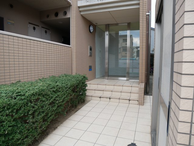 【エントランス】 | ラ・グラシューズ