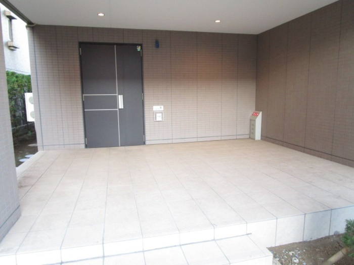 J・Comfortのエントランス