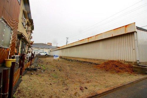 ■□■冨士見町2丁目売土地■□■のその他|東側隣地はシャッターガレージになり、低い建物になります。