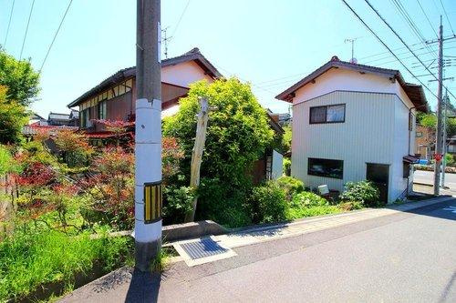 ■□福市売土地（上物有）□■の前面道路含む現地写真|幅員約4ｍに道路になり、接道間口は約22ｍになります。
