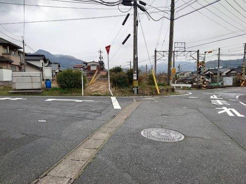 ■□■伯耆町長山売土地■□■の前面道路含む現地写真|幅員6ｍある全面道路になります。