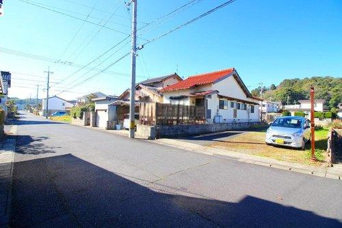 ■□■新十神売土地■□■の前面道路含む現地写真|車の出し入れもやりやすい立地になります。