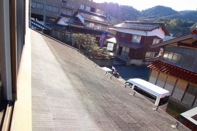 ■□■西伯郡南部町天萬中古戸建■□■のその他|住宅の屋根の状況になります。スレート葺の為、維持管理しやすい仕様となります。