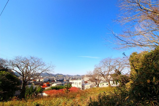 ■□■祇園町2丁目中古戸建■□■の庭|高台に存し、眺望良好の環境になります。