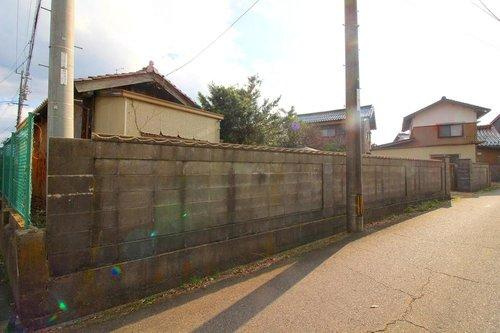 ■□琴浦町赤碕戸建□■の前面道路含む現地写真|前面道路約5ｍ