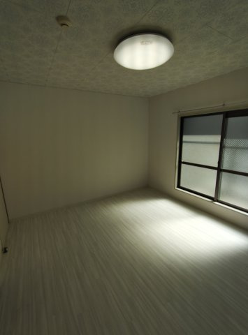 タウンコート新神戸の居間・リビング