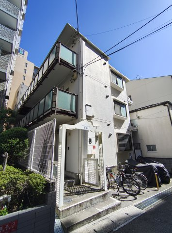 タウンコート新神戸の外観