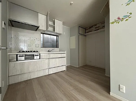 粟田口鳥居町戸建のキッチン|お料理しやすいキッチンです