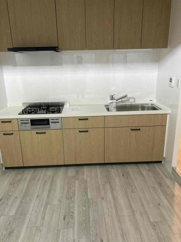 ネオコーポ東武庫川のキッチン|コンパクトなキッチンで掃除もラクラク