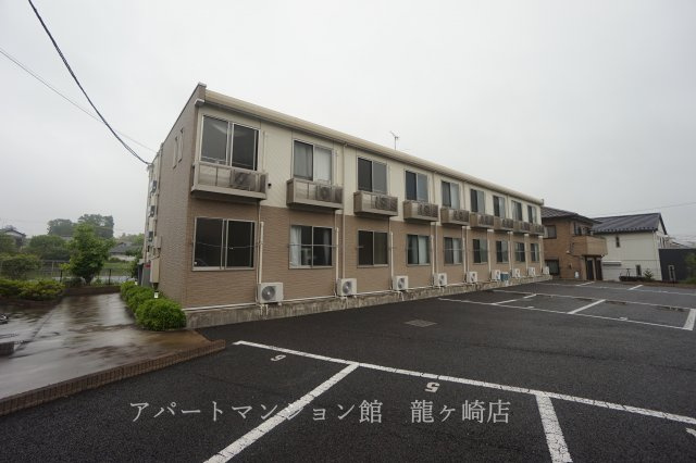 レオネクストパークサイドヒルⅡの外観
