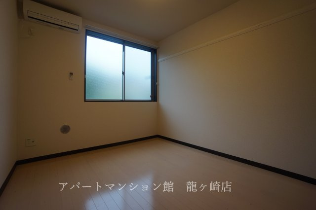 レオネクストパークサイドヒルⅡの寝室