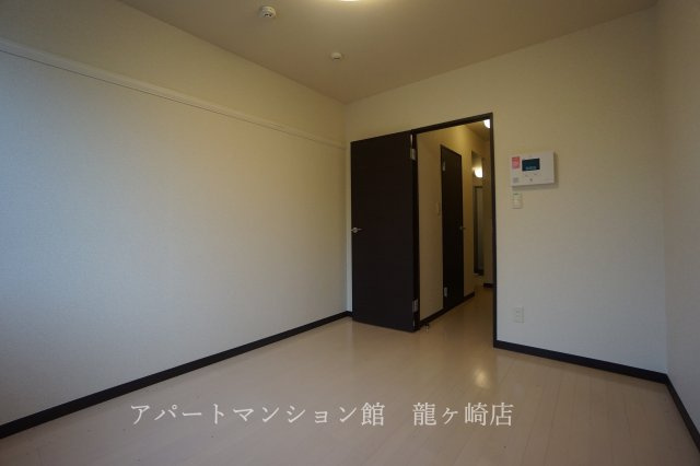 レオネクストパークサイドヒルⅡの寝室