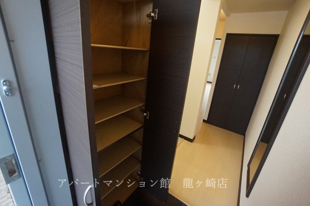 レオネクストパークサイドヒルⅡの収納