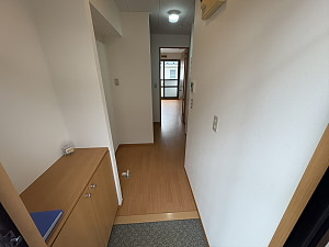 【玄関】 | メゾンソレイユ