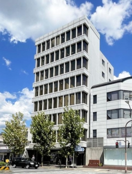 第5キョートビル8階