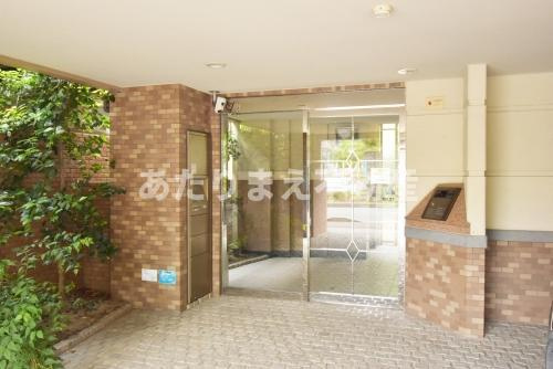 チュリス百道のエントランス