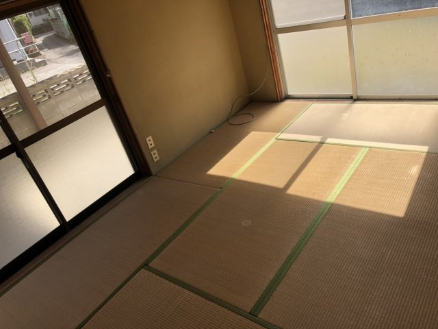 西条市安知生　中古住宅の和室