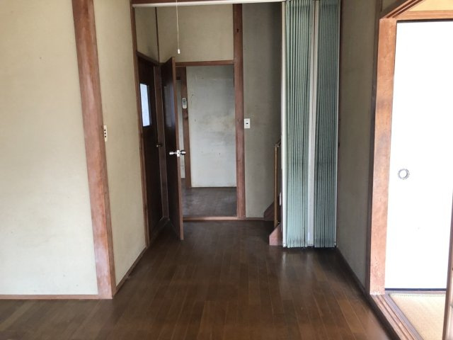 西条市安知生　中古住宅のその他