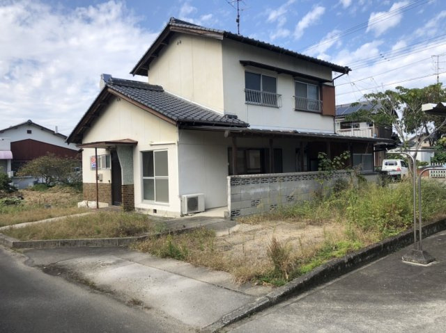 西条市安知生　中古住宅