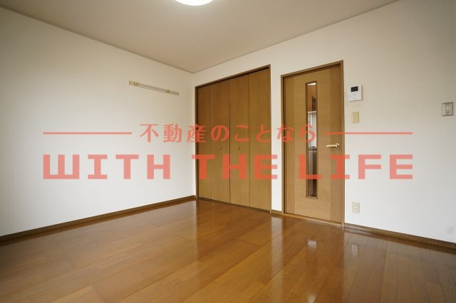 セジュール紅葉Ⅱ【キャッシュバック対象物件】の居間・リビング|こちらのリビングで趣味の時間をお楽しみください