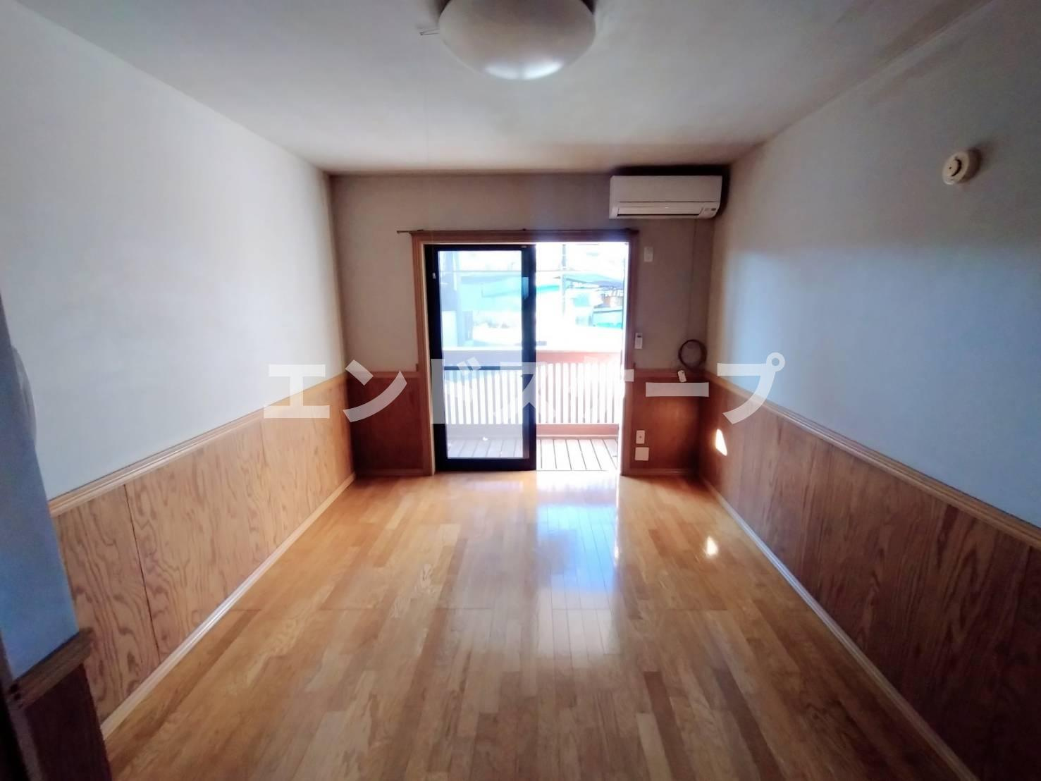 エスポワールIIの居間・リビング|高崎、前橋エリアのお部屋探しはエンドスケープまで！お客様の理想お聞かせ下さい♪