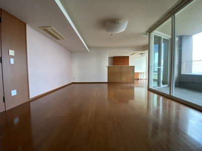 【居間・リビング】 | グランドメゾン六甲カネディアンヒル