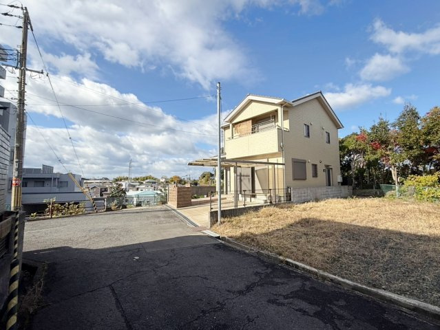 泉南市信達市場　建築条件なし売土地の前面道路含む現地写真