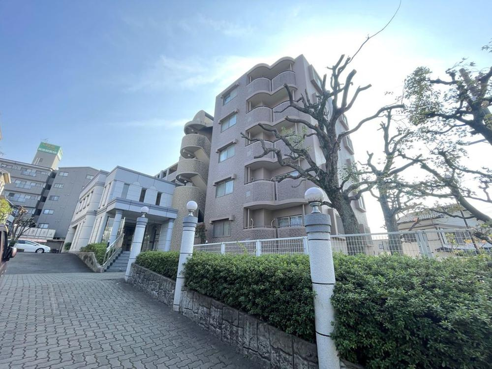 ランフォルセ長尾の外観|新しい生活にいかがでしょうか？外観はお住まいの顔になります。こだわりたいポイントですね。水回りリフォームやリノベーションも承ってます。
■現地見学・資金計画相談・住宅ローン相談もお問合せ受付中■