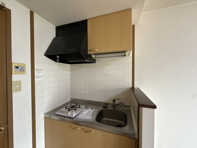 ヴェルロール西今宿のキッチン
