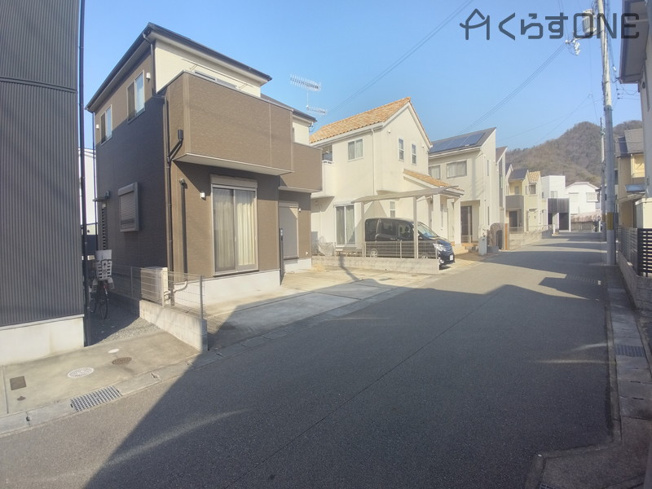 【前面道路含む現地写真】 | 姫路市御立中6丁目／中古戸建