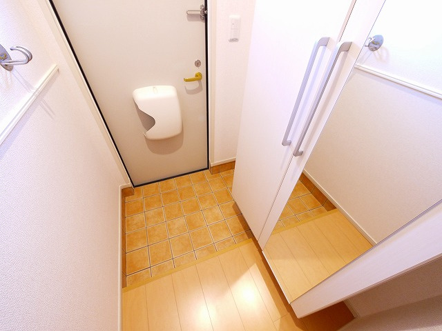 ソレイユ（田町）の玄関|ゆったりとした玄関です
