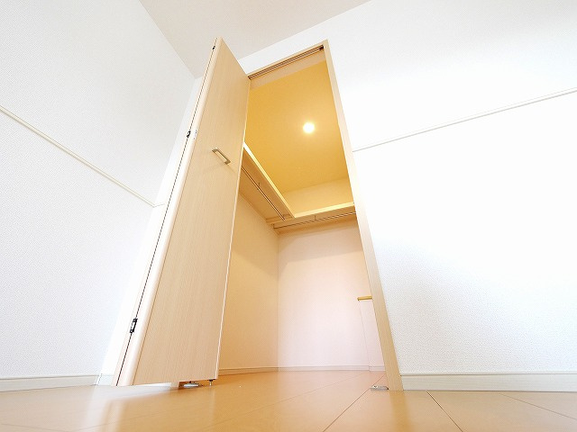 ソレイユ（田町）の収納|便利な収納スペースです