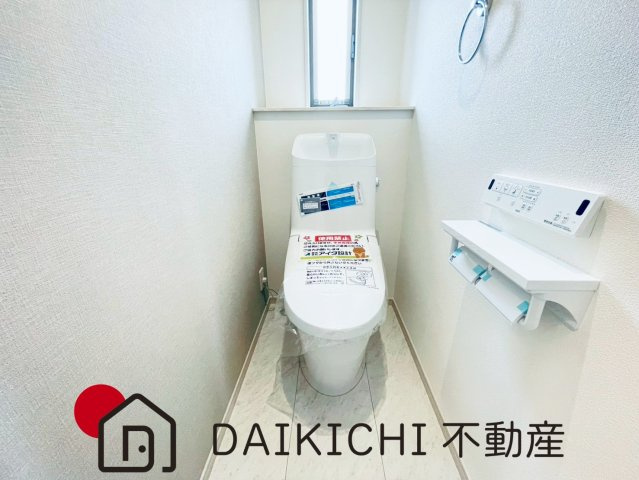 【トイレ】 | 川島町下伊草　いろどりアイタウン　新築戸建　全13棟　11号棟