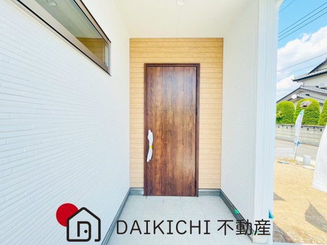 【玄関】 | 川島町下伊草　いろどりアイタウン　新築戸建　全13棟　11号棟
