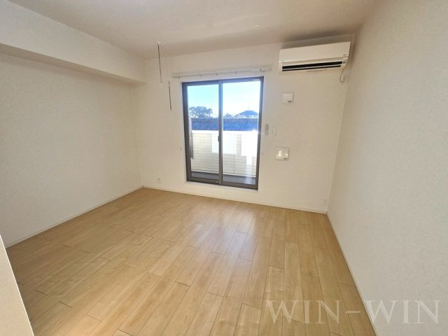 ウエスト・ヌーヴォー Ⅱの居間・リビング