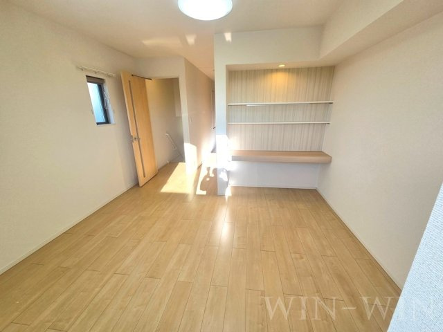 ウエスト・ヌーヴォー Ⅱの居間・リビング