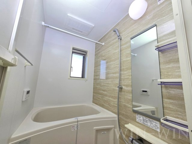 ウエスト・ヌーヴォー Ⅱの浴室