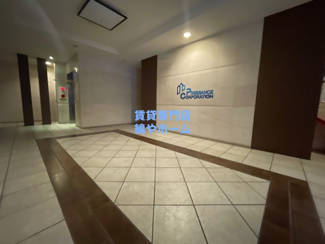プレサンス難波南アーバニッシュのロビー|清潔なロビーです